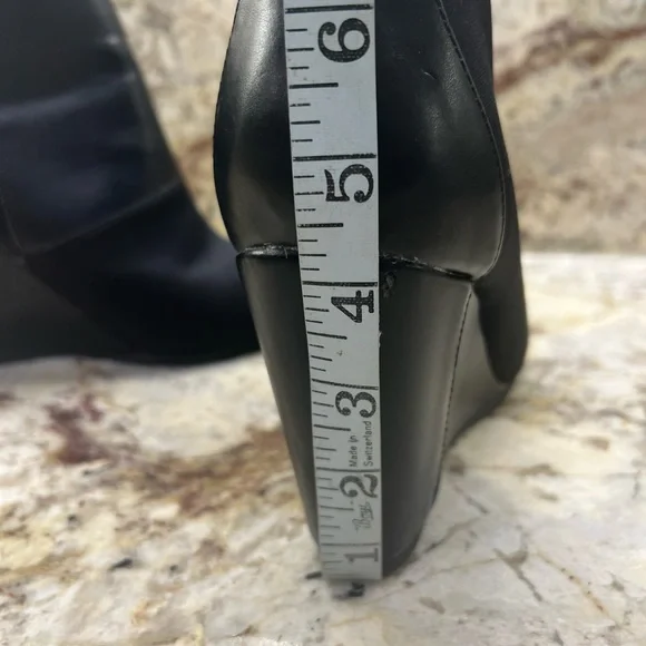 Charles by Charles David Wedge Booties, Black, Size 9 - Picture 7 of 11